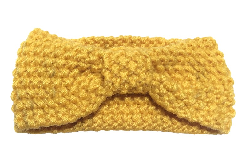 Leuke warm gele baby peuter, haarband. Deze gebreide haarband is ongeveer 8 centimeter breed.
Lekker warm in de winter voor de kleine meisjes. 