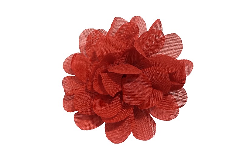 Leuke haarknip met rode chiffon bloem. De haarknip is bekleed met rood lint. Vrolijk speldje voor kleine meisjes en grotere meisjes. 