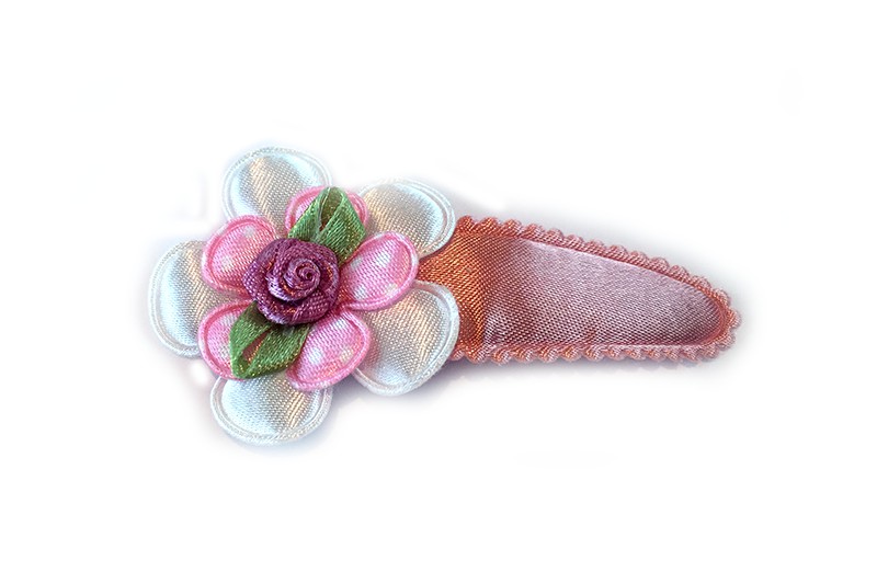 Leuke grote haarspeld voor peuter en kleuter meisjes. Lief oud roze haarspeld. Met effen glanzende witte bloem en licht roze met witte stippen bloemetje afgewerkt met paars/roze roosje.