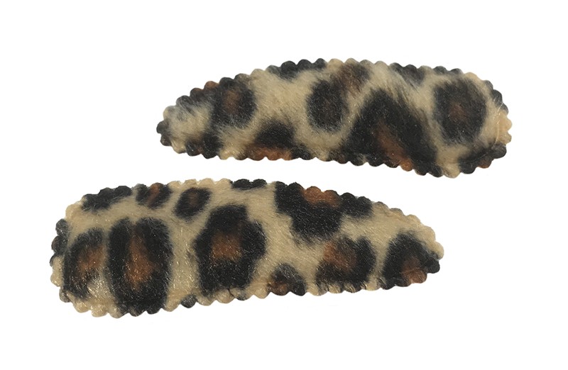 Leuk setje van 2 bruine fluffie peuter kleuter haarspeldjes met luipaard patroontje. 

