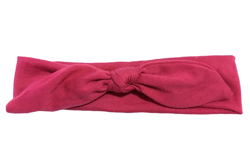 Lief effen (fuchsia) roze baby peuter haarbandje van zachte rekbare stof. In een leuk modelletje geknoopt. 
Het haarbandje is ongeveer 5 centimeter breed. 
De omtrek van het haarbandje is ongeveer centimeter. 
